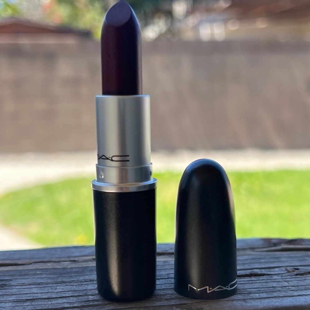 MAC Lipstick, CREMESHEEN HANG-UP Old stock
